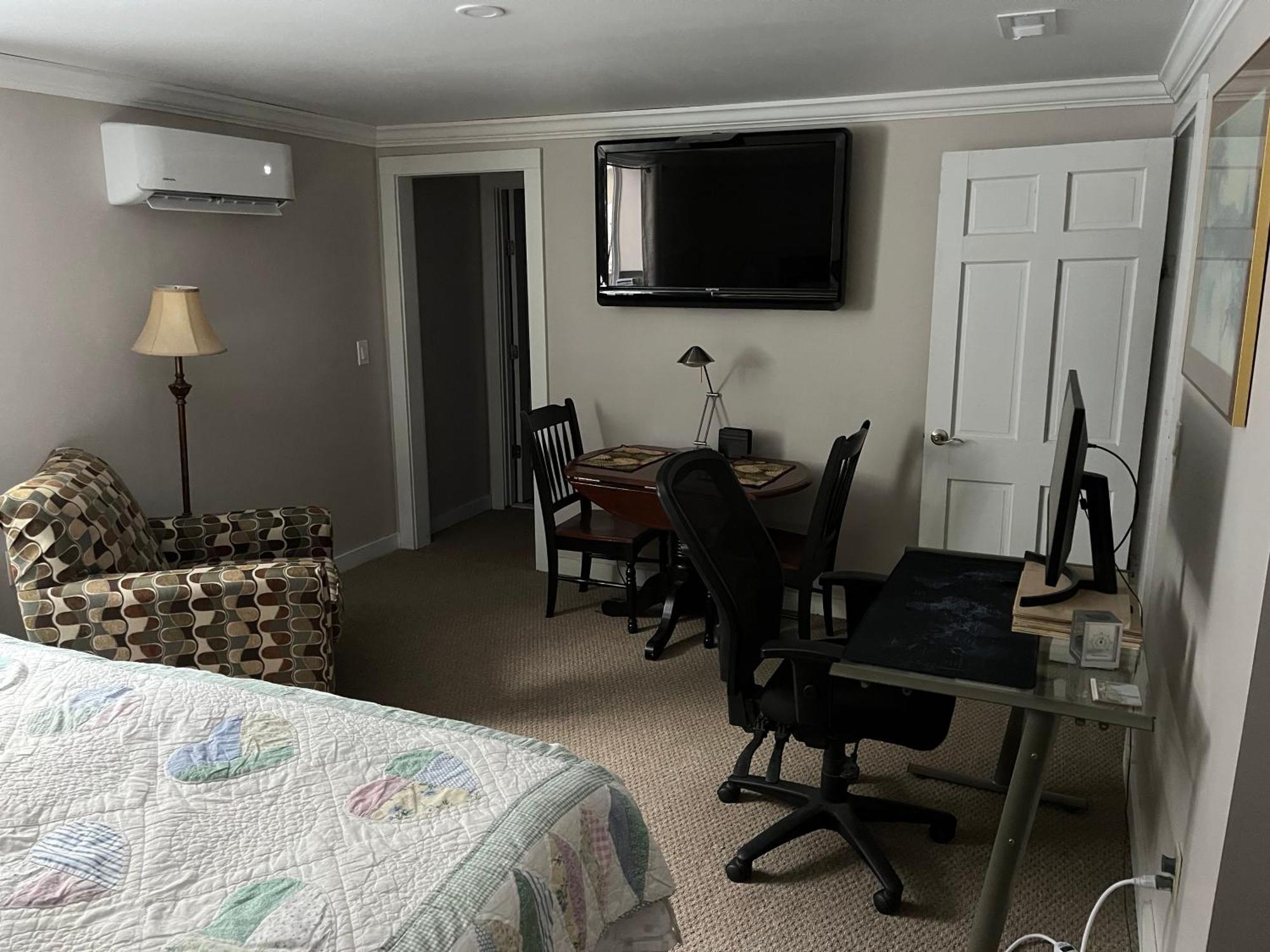 Plush Garden Level Apartment Near Stowe Morristown Extérieur photo